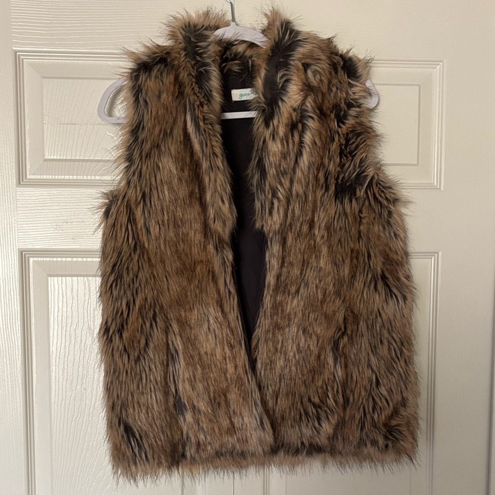 Grace & Lace Faux Fur Vest in Brown and Black
